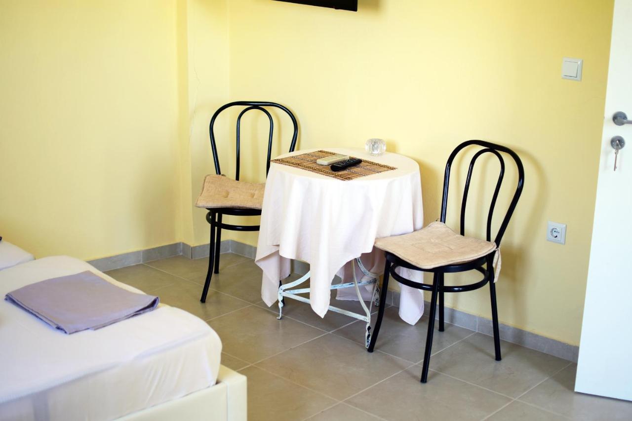 Erato Agios Nikolaos Appartment ภายนอก รูปภาพ