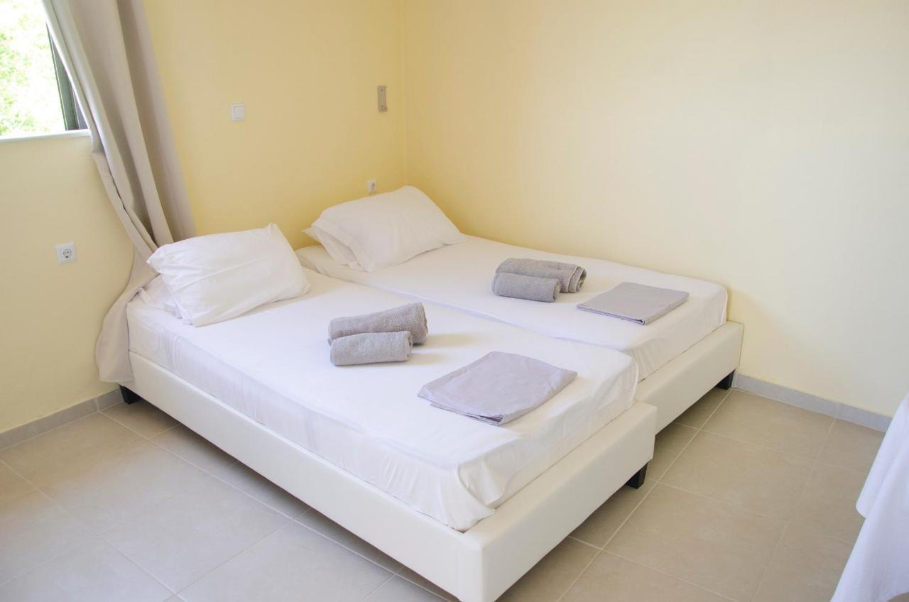 Erato Agios Nikolaos Appartment ภายนอก รูปภาพ